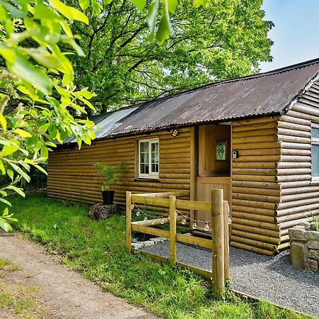 Finest Retreats - Trevoya Cabin ลอนเซสตัน ภายนอก รูปภาพ